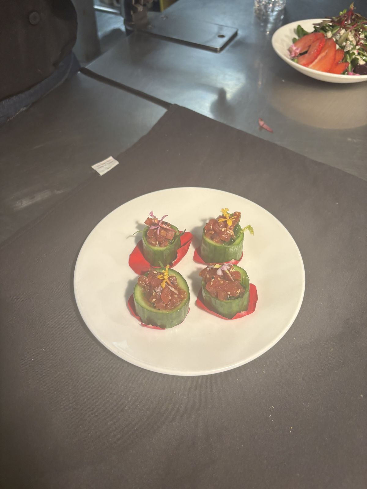 Caprese appetizer bites