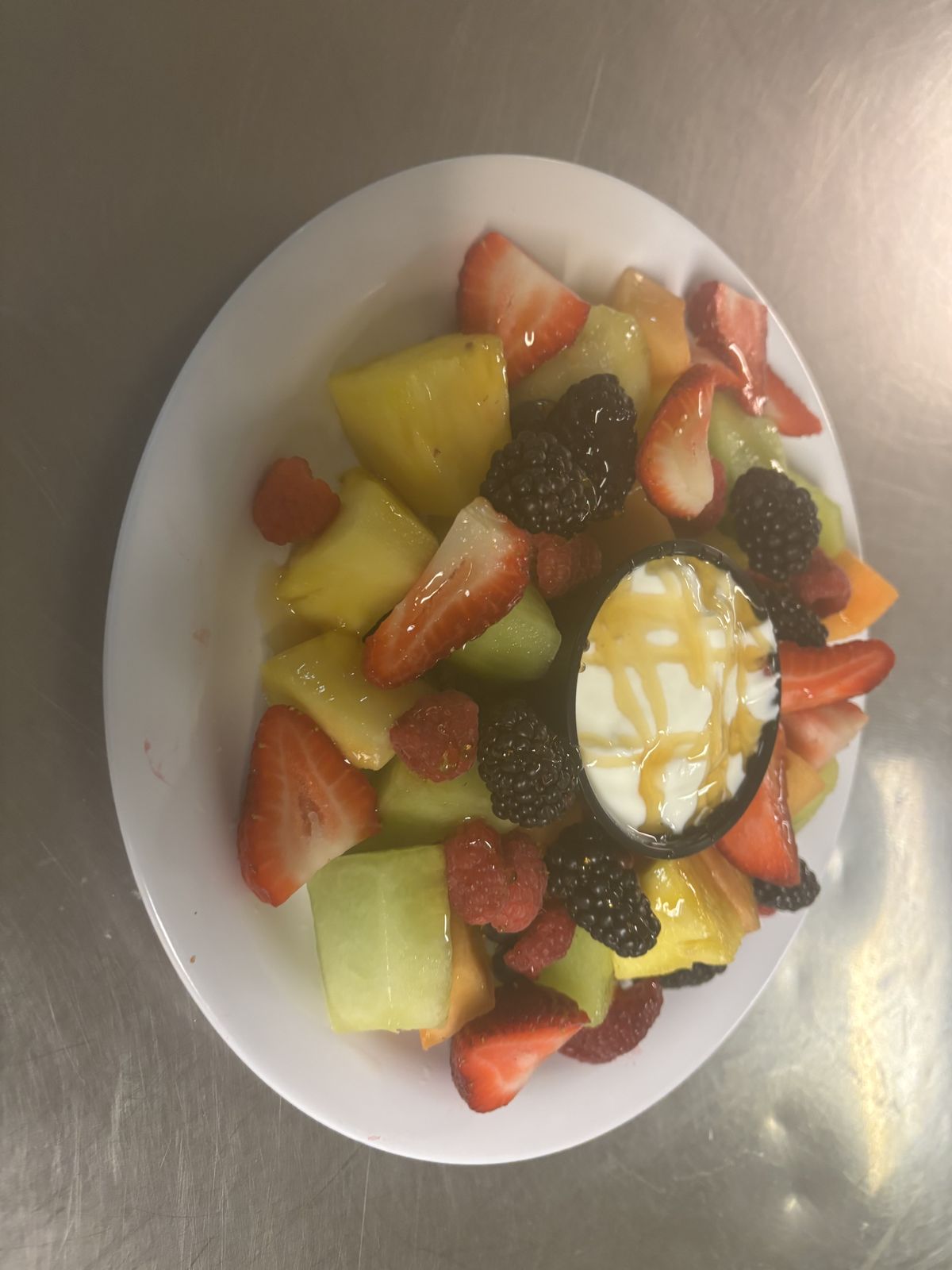Fresh fruit and yogurt bowl